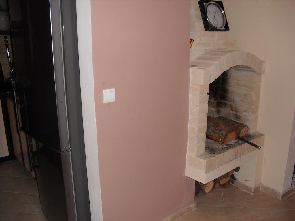 Family Hotel Malibu Chernomorets Esterno foto