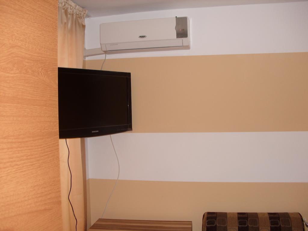 Family Hotel Malibu Chernomorets Camera foto